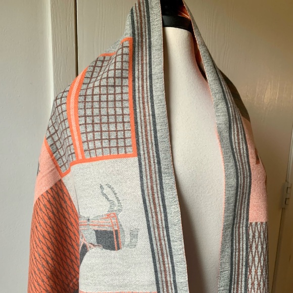 Reversible New Western Horse Scarf Shawl Pashmina Blanket Wrap - Picture 9 of 14